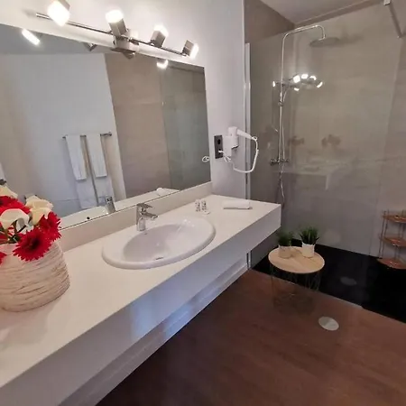 Chale Esmeralda - Charming In * カリェタ