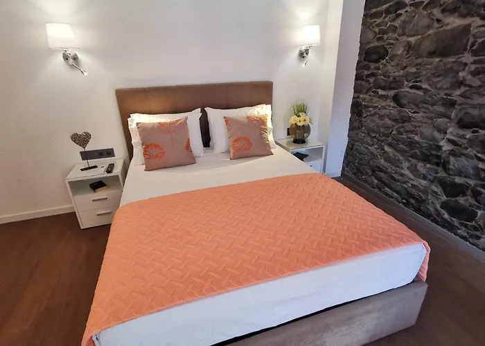 Esmeralda - Charming In *